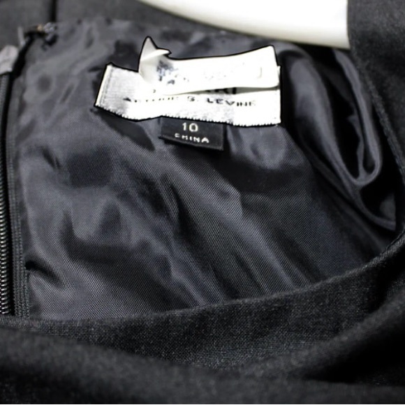 🐸Tahari, Arthur G. Levine - Charcoal Gray Sleeveless Shift Dress - Size 10 - Picture 2 of 3